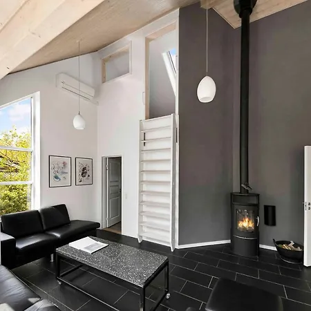 Holiday home Beautiful On A Scenic Plot *